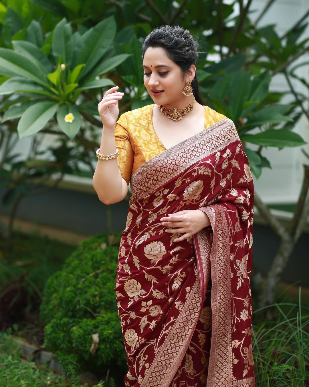 Malayalam Actress Miya George Images in Maroon Saree Yellow Blouse